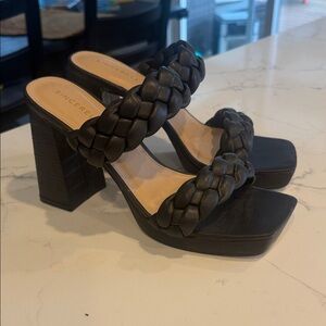 Black Braided Double-Strap Block Heel Sandal